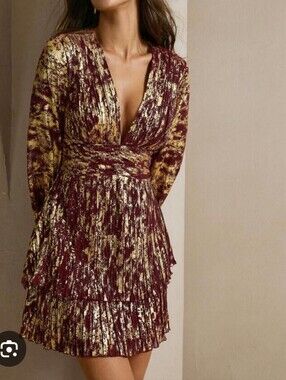 Maroon and Gold V-Neck Long Sleeve Tiered Mini Dress